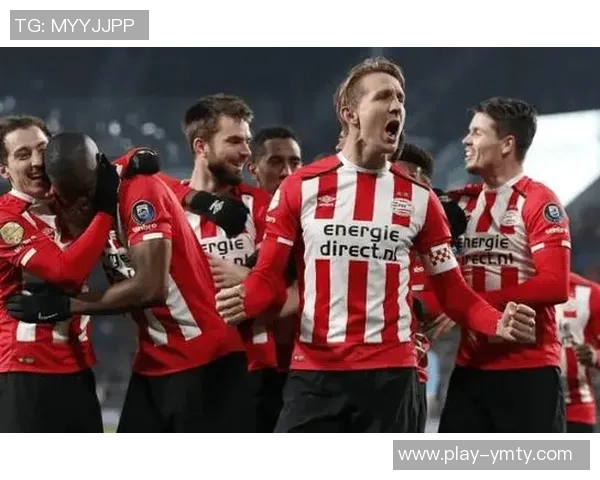 埃因霍温队长直言利物浦进攻乏力仅靠角球制造威胁 埃因霍温队长直言利物浦进攻乏力仅靠角球制造威胁